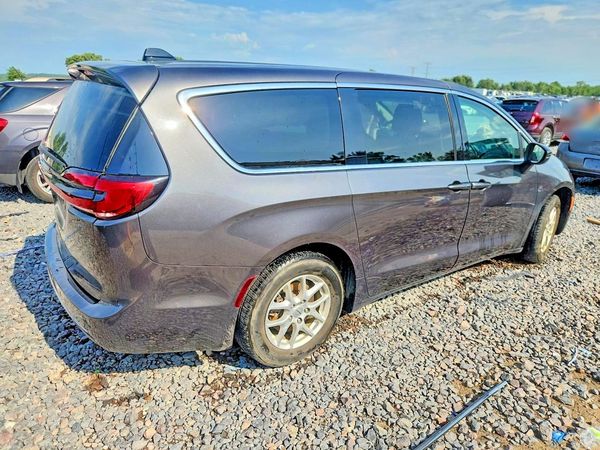 2023 CHRYSLER PACIFICA Touring L — PSRA