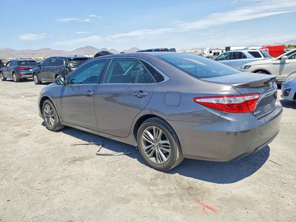 2016 TOYOTA CAMRY