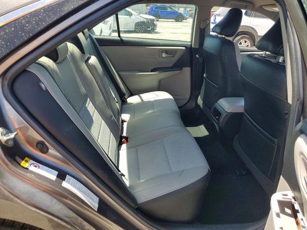 2016 TOYOTA CAMRY