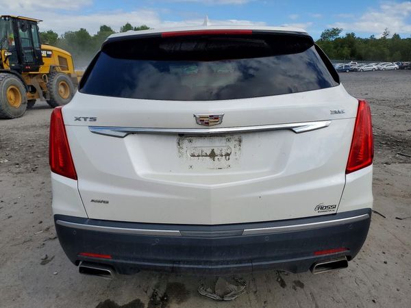 2018 CADILLAC XT5 Luxury