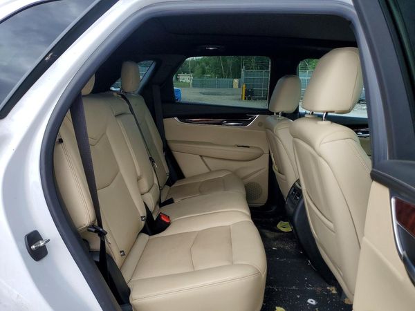 2018 CADILLAC XT5 Luxury
