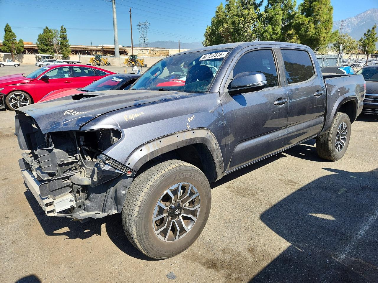 2022 TOYOTA TACOMA SR5