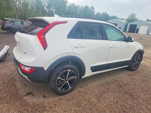 2024 KIA NIRO