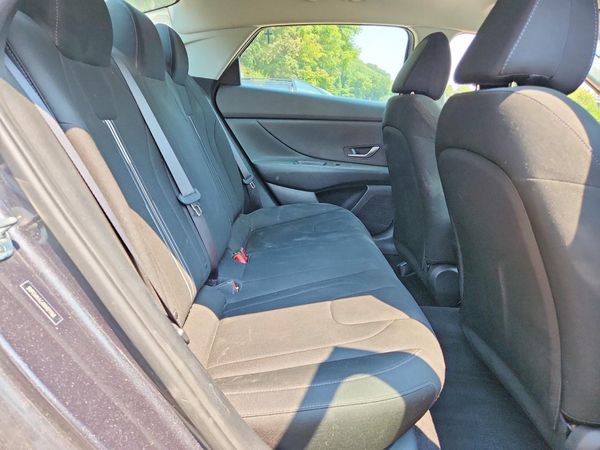 2022 HYUNDAI ELANTRA
