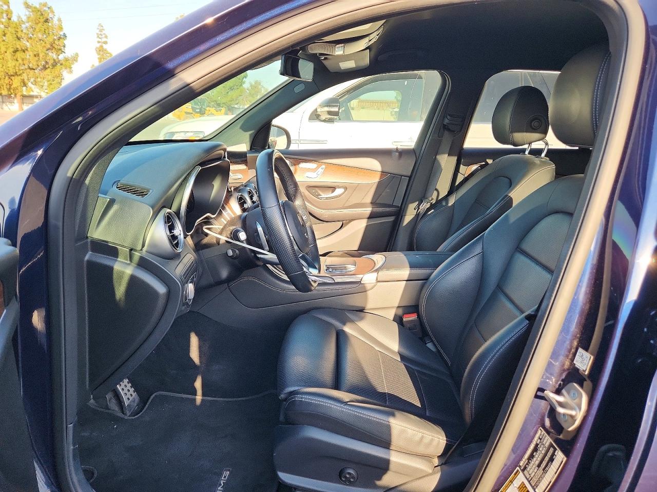 2020 MERCEDES-BENZ GLC GLC300
