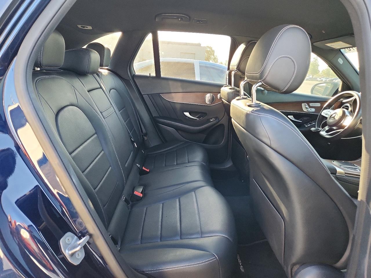 2020 MERCEDES-BENZ GLC GLC300