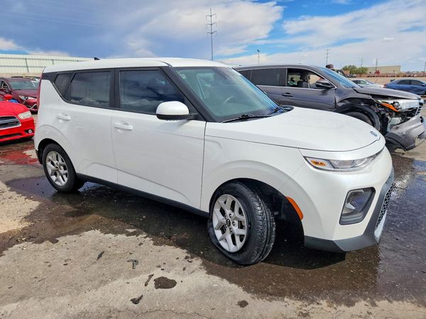 2021 KIA SOUL LX, S, X-Line