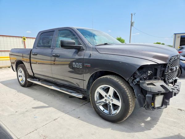 2016 RAM 1500 ST
