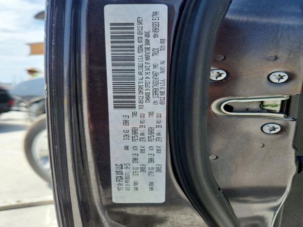 2016 RAM 1500 ST