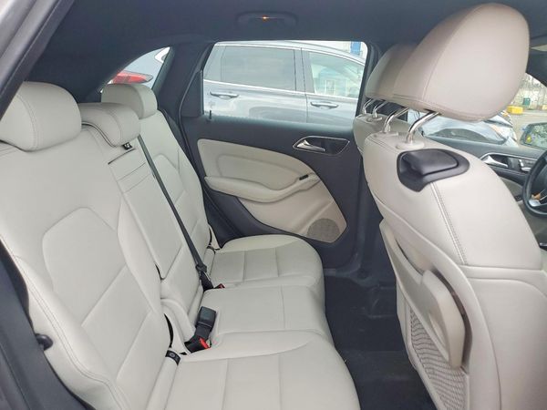 2017 MERCEDES-BENZ B