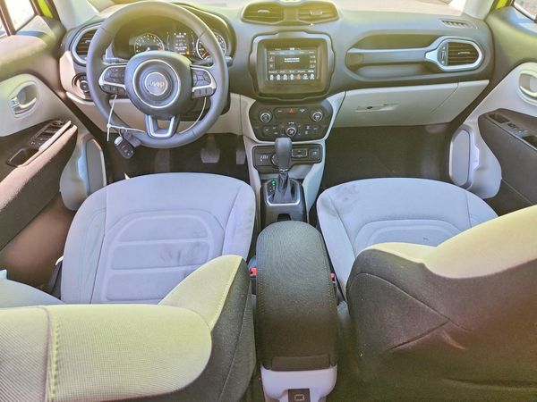 2018 JEEP RENEGADE LATITUDE 4X4
