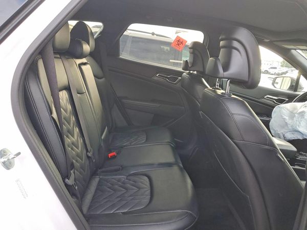 2023 KIA SPORTAGE
