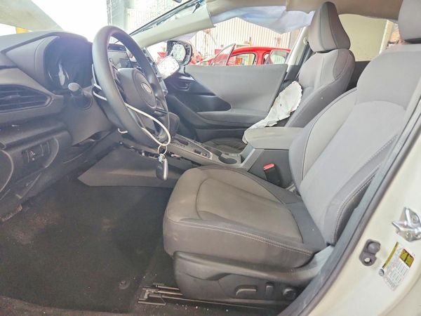 2025 SUBARU CROSSTREK