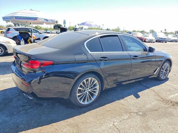 2023 BMW 530E