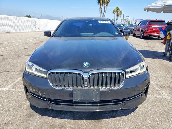 2023 BMW 530E