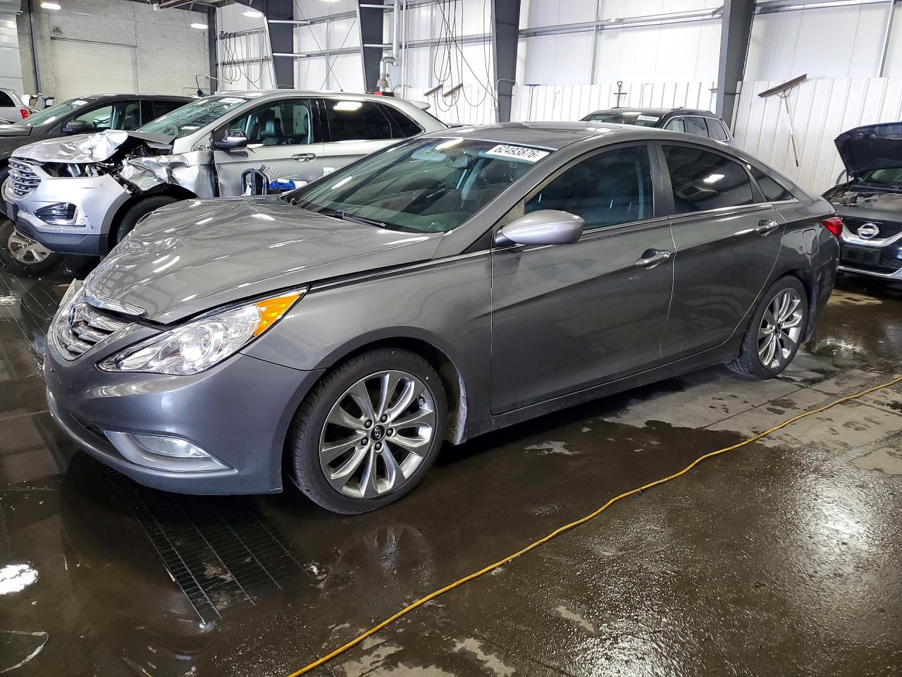 2012 HYUNDAI SONATA Middle level