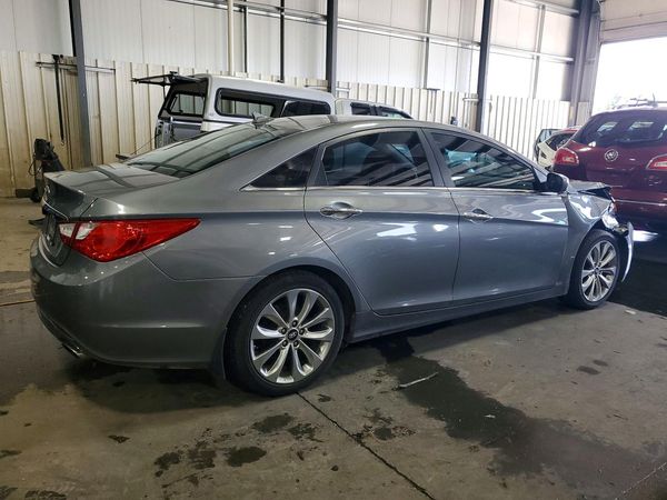 2012 HYUNDAI SONATA Middle level