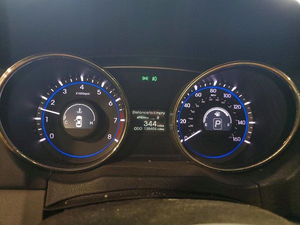 2012 HYUNDAI SONATA Middle level