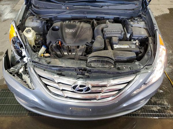 2012 HYUNDAI SONATA Middle level