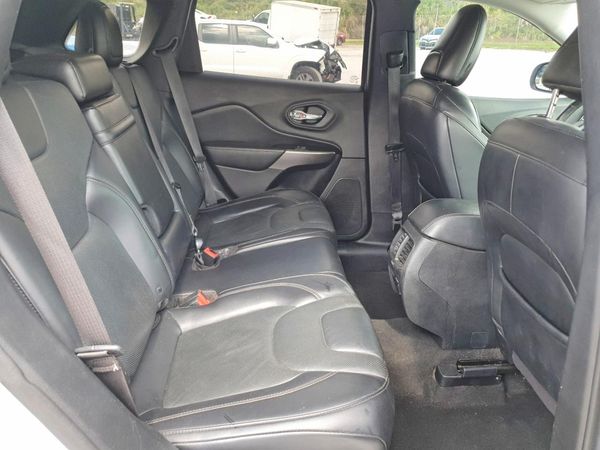 2019 JEEP CHEROKEE LIMITED FWD