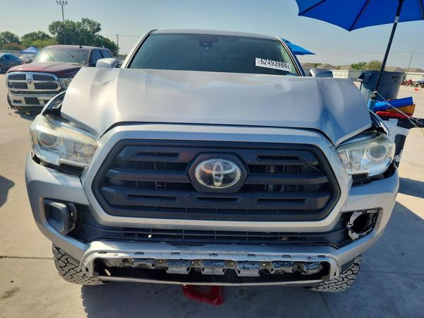 2019 TOYOTA TACOMA SR5