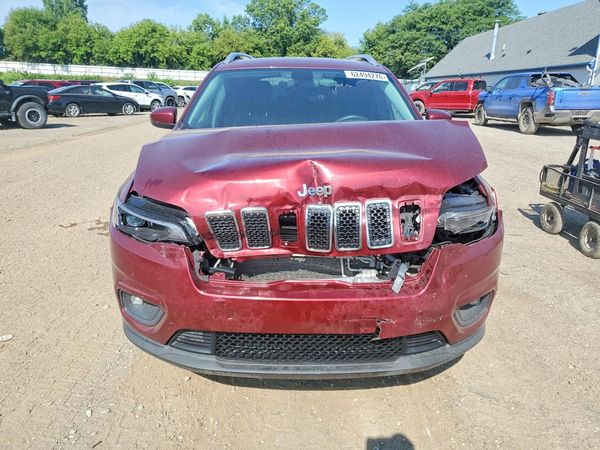 2019 JEEP CHEROKEE LATITUDE 4X4