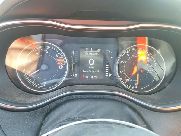 2019 JEEP CHEROKEE LATITUDE 4X4