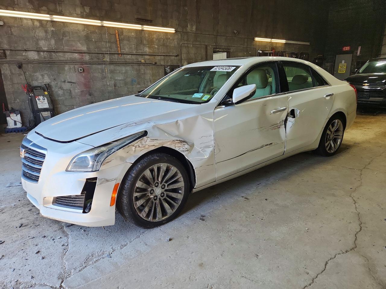 2016 CADILLAC CTS Luxury