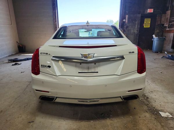 2016 CADILLAC CTS Luxury