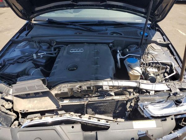 2015 AUDI A4 quattro Premium