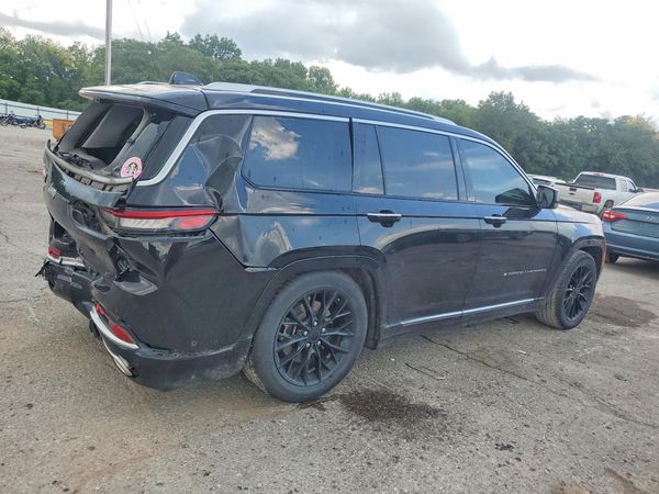 2022 JEEP GRAND CHEROKEE Summit