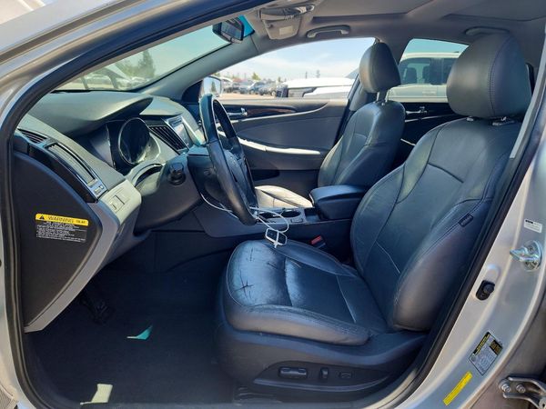 2013 HYUNDAI SONATA