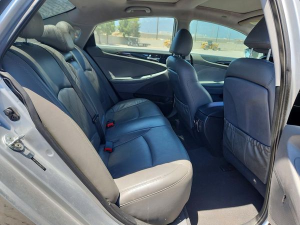 2013 HYUNDAI SONATA