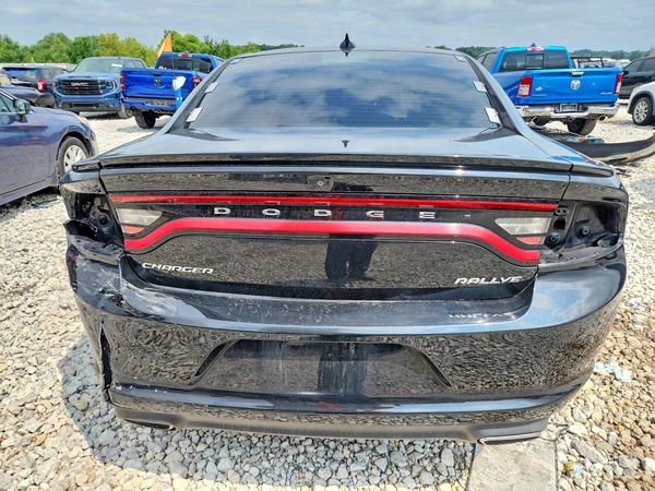 2015 DODGE CHARGER SXT