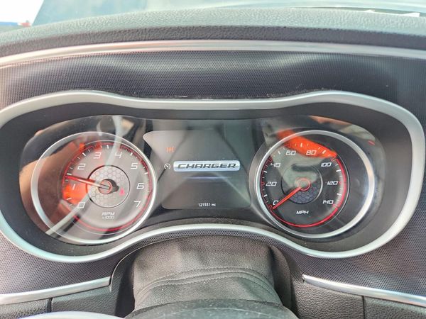 2015 DODGE CHARGER SXT