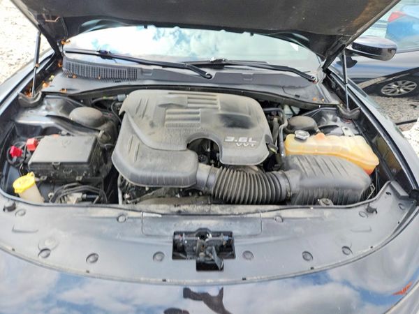 2015 DODGE CHARGER SXT