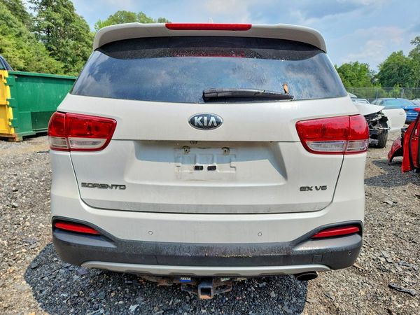 2016 KIA SORENTO EX