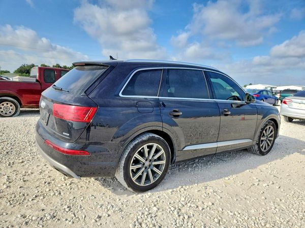 2019 AUDI Q7