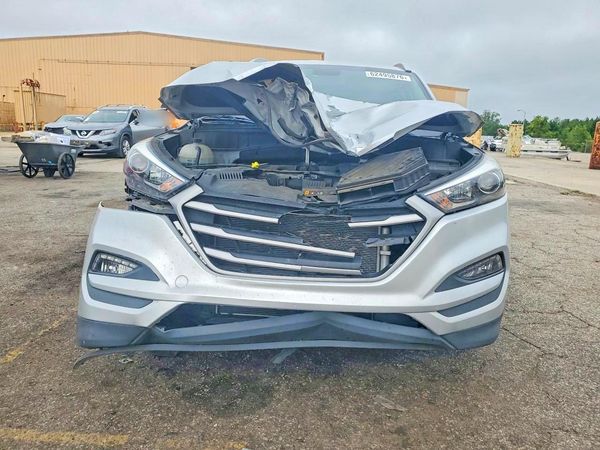 2018 HYUNDAI TUCSON