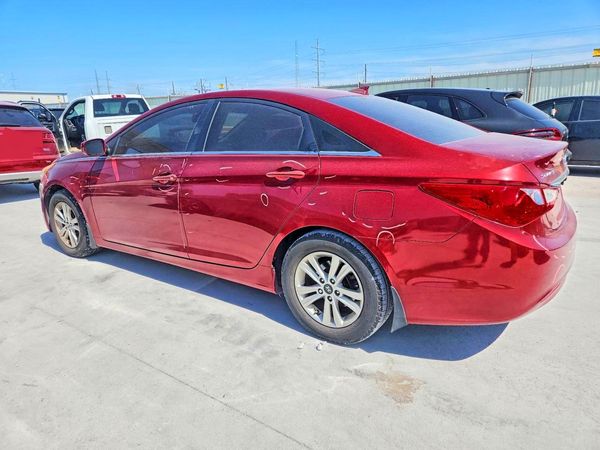 2012 HYUNDAI SONATA Middle-low level