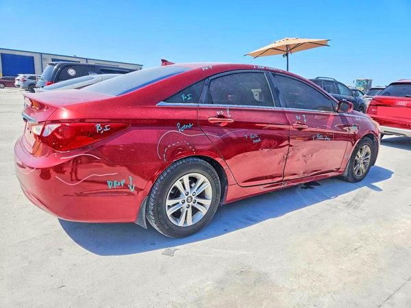 2012 HYUNDAI SONATA Middle-low level