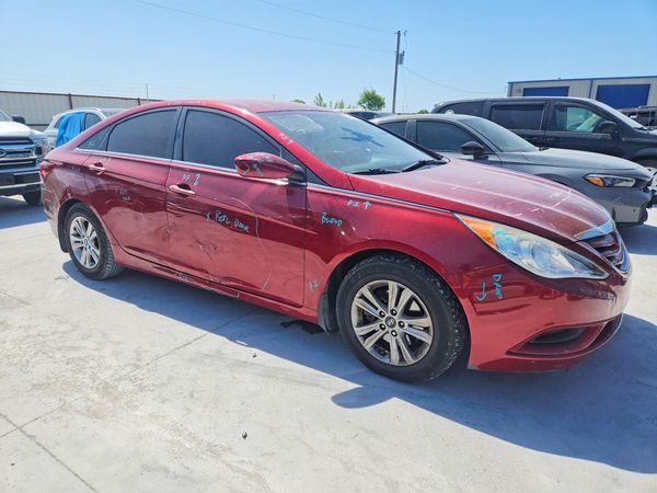 2012 HYUNDAI SONATA Middle-low level