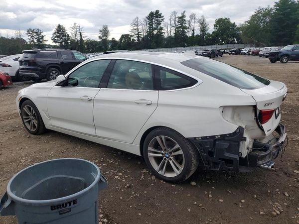 2018 BMW 330 xDrive GT