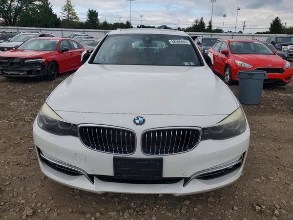 2018 BMW 330 xDrive GT