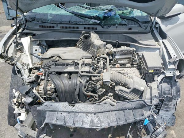 2022 HYUNDAI KONA — Engine bay