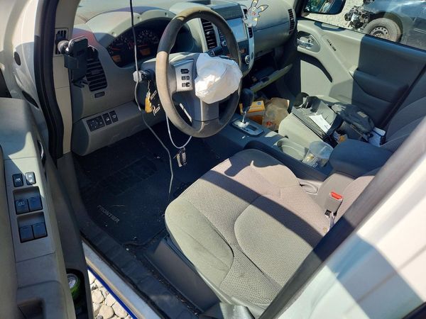 2021 NISSAN FRONTIER