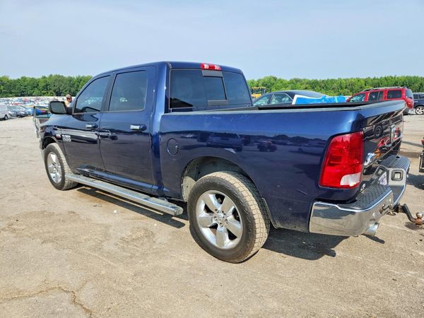 2017 RAM 1500 SLT CREW CAB 4X4