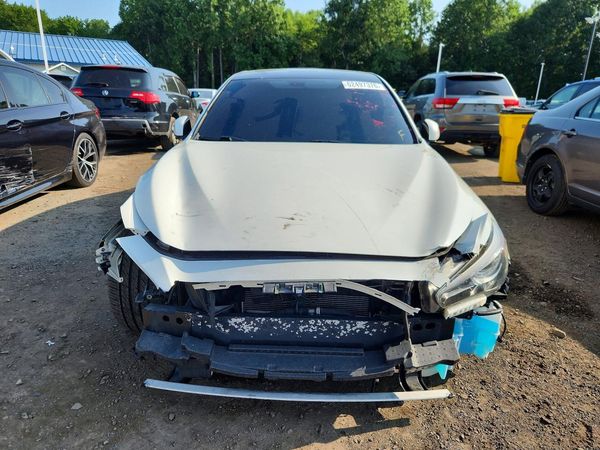 2021 INFINITI Q50