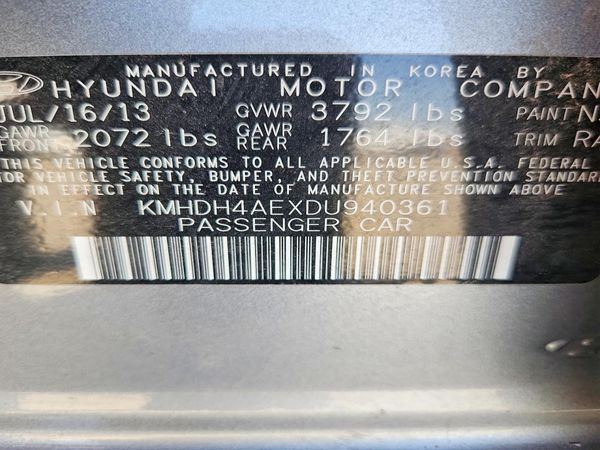 2013 HYUNDAI ELANTRA