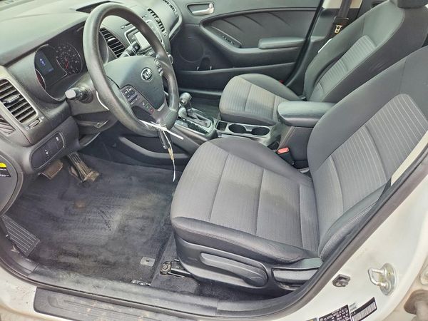 2017 KIA FORTE